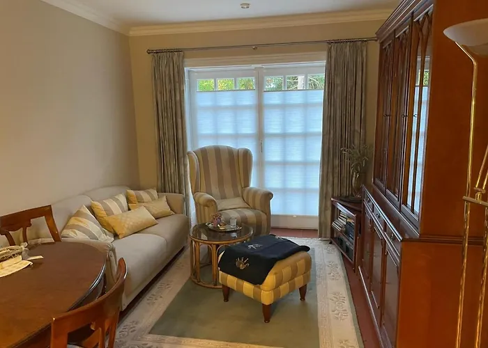 Garden View Apartment *